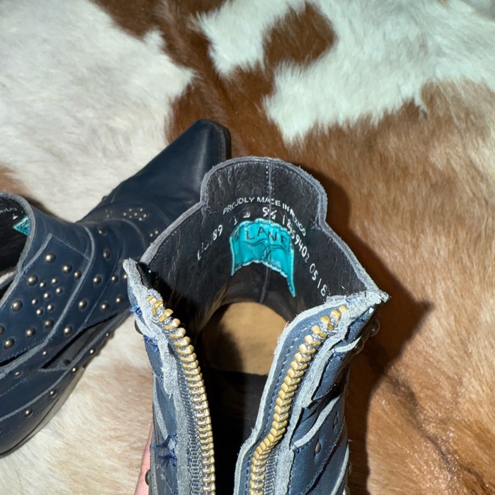 Lane studded ankle cowboy boot - Picture 6 of 6